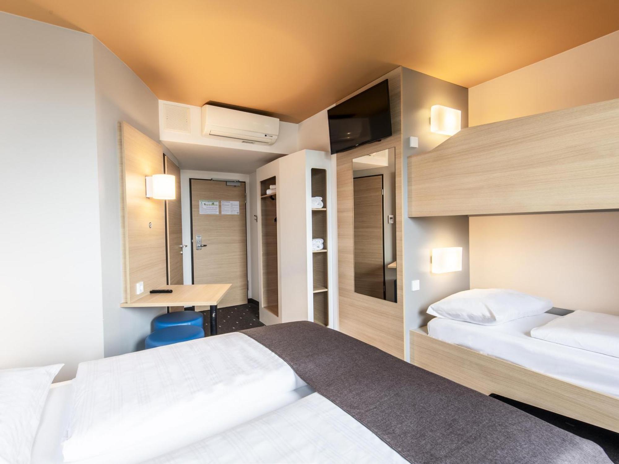 B&B Hotel لاندشوت المظهر الخارجي الصورة