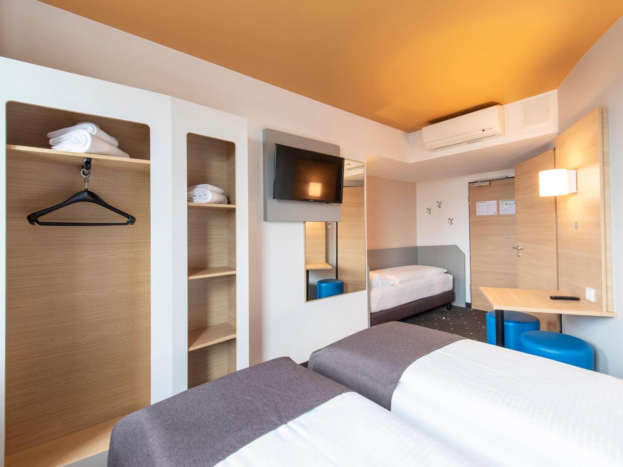 B&B Hotel لاندشوت المظهر الخارجي الصورة
