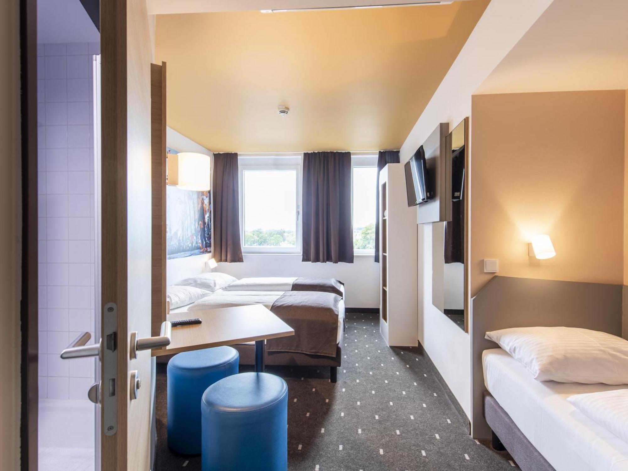 B&B Hotel لاندشوت المظهر الخارجي الصورة