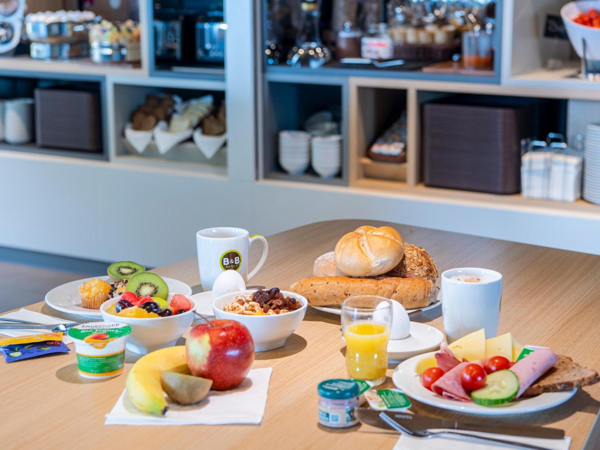 B&B Hotel لاندشوت المظهر الخارجي الصورة